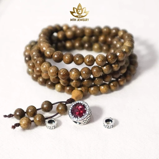 vòng tay phong thủy